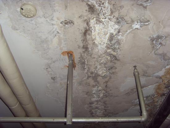 大型地下車庫滲漏水原因分析及滲漏水治理方法
